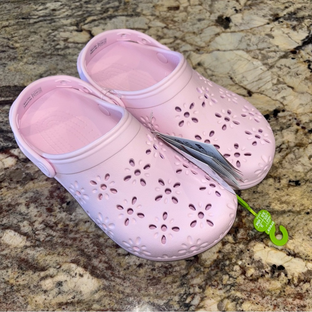 Crocs Women’s NWT - Picture 5 of 12